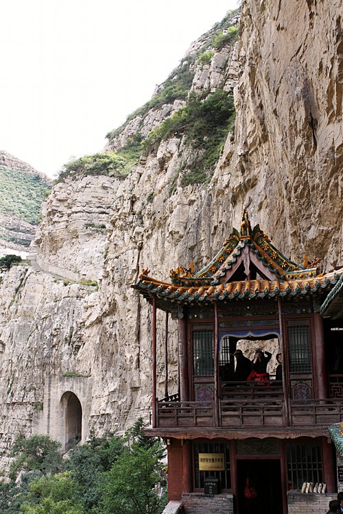 The Incredible Hanging Monastery of Mount Heng Photos